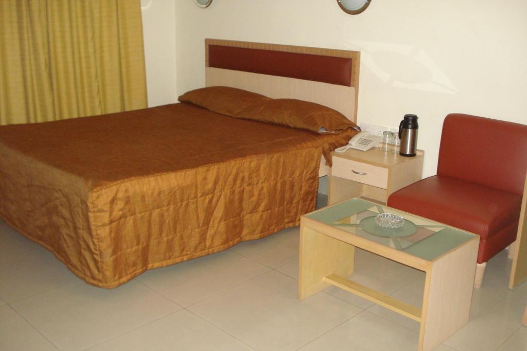 כלכותה Hotel Sunrise Inn חדר תמונה